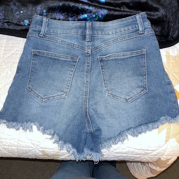 Jean Shorts - Picture 2 of 3